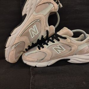 New Balance Pink and Gray Sneakers